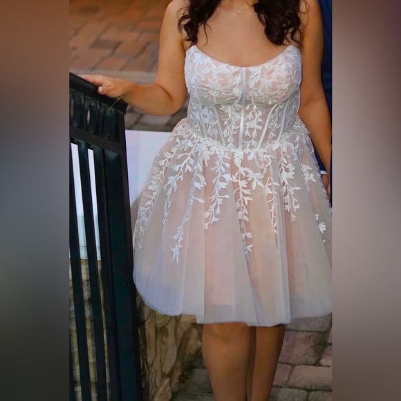 Sherri Hill White and Beige Homecoming Dress - Picture 1 of 5